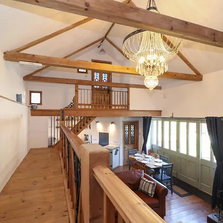 Bert's Barn Holiday home *
